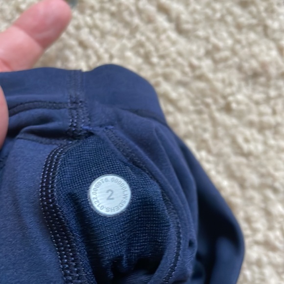 Lululemon leggings - Picture 5 of 5